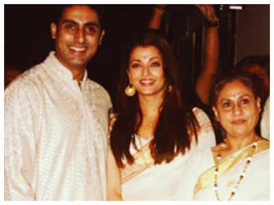 Did you know Aishwarya Rai and Jaya Bachchan talk in Bengali when they gang up against Abhishek Bachchan?