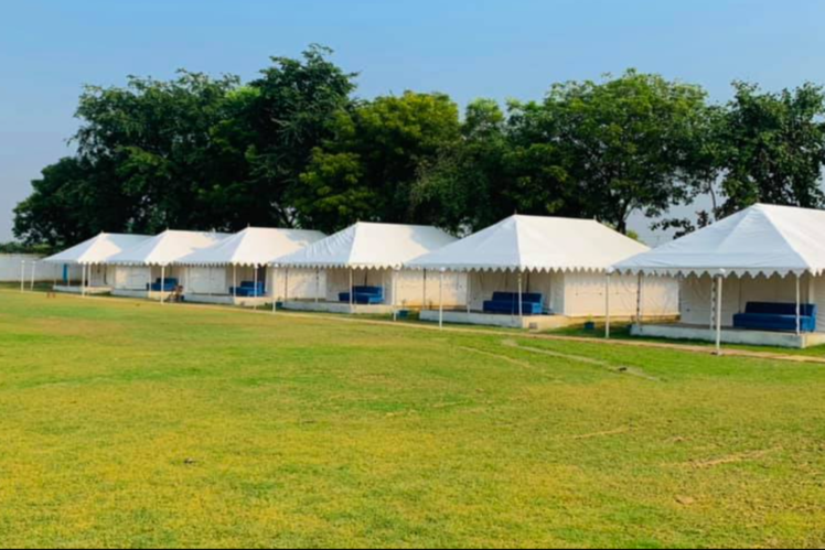 Agra Camps & Resort