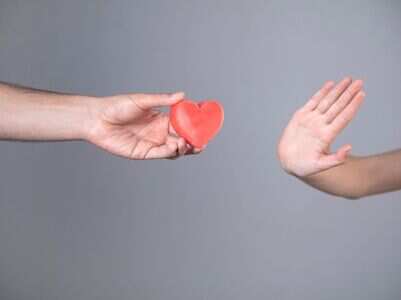 Ranked: Zodiac signs who run away from love