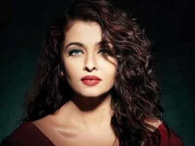 Aishwarya Rai Bachchan is a sight to behold in a red gown | - Times of India