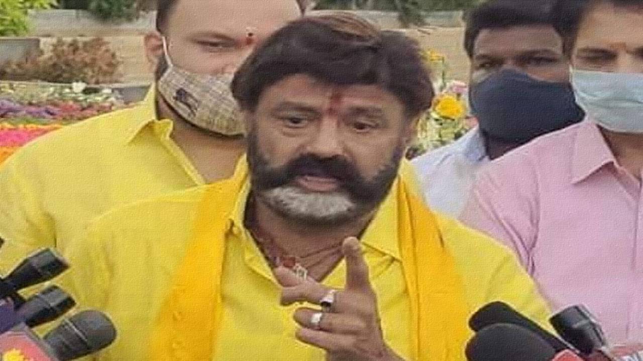 Balakrishna Pays Tribute To His Father NT Rama Rao At NTR Ghat On His ...