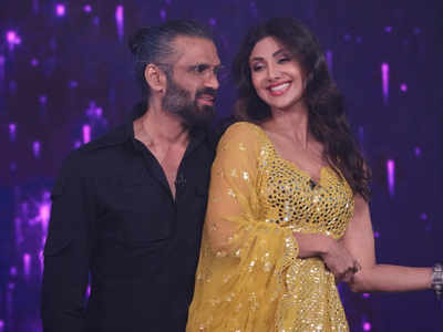 Super Dancer Chapter 4: Suniel Shetty and Shilpa Shetty Kundra recreate their iconic song 'Dhadkan' on the reality show