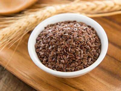 Consume flaxseeds this way to lose weight