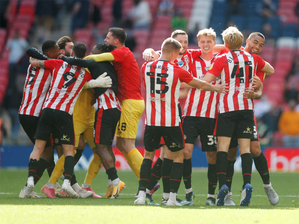Brentford end 74-year wait for promotion to Premier League | Football News  - Times of India