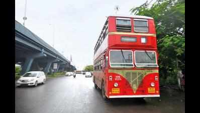Mumbai: BEST double-decker buses reduce by 60%, down to 48 from 120 last Nov