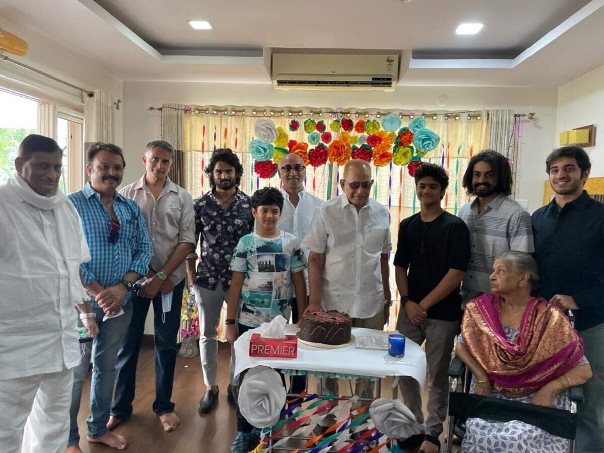 superstar krishna video