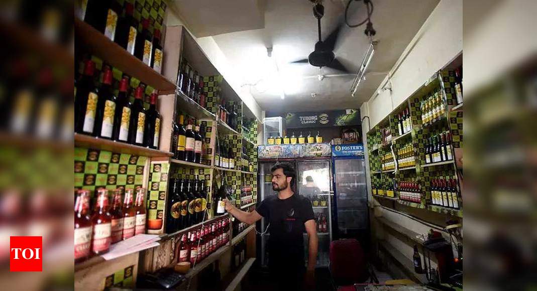 Pune Liquor shops open all days, nonessential on weekdays Pune News