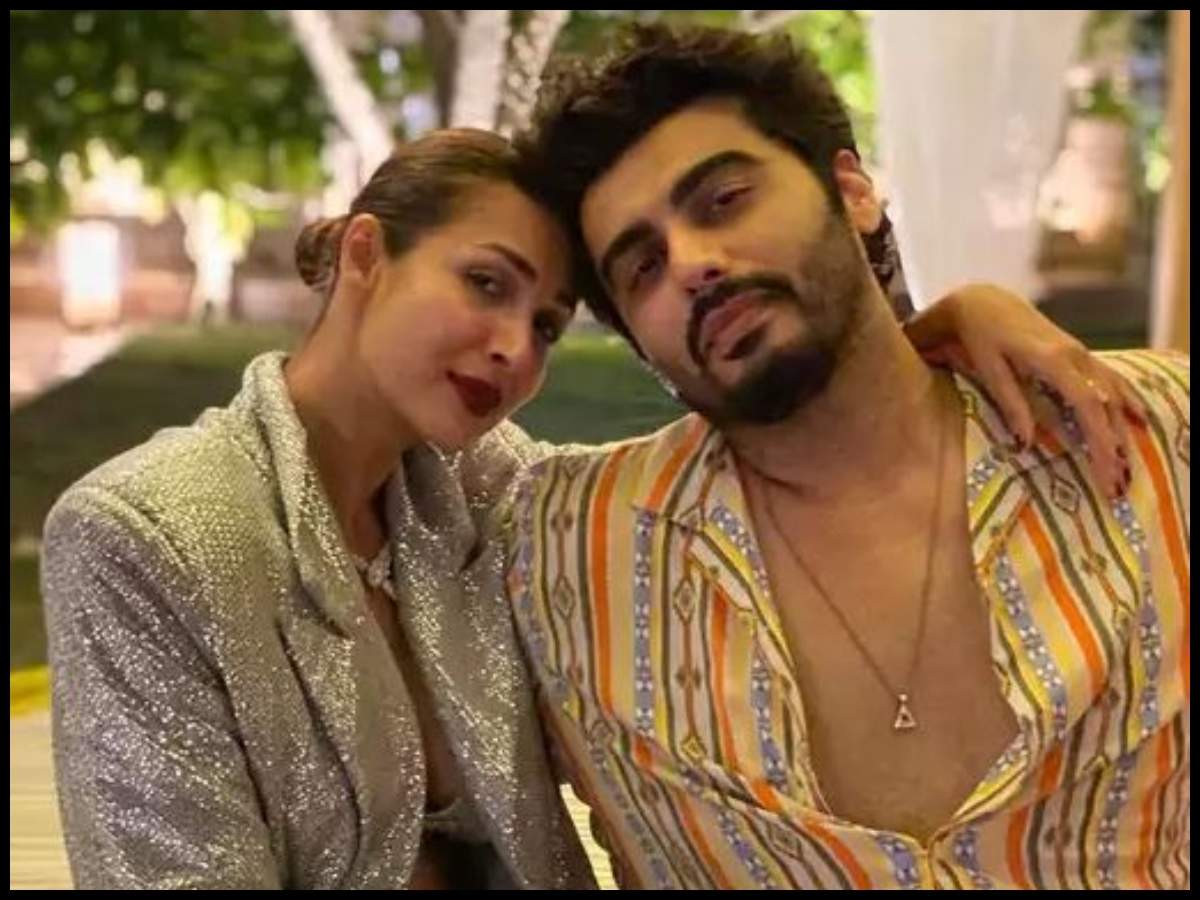 Arjun Kapoor Opens Up About Girlfriend Malaika Arora Says She Knows Him Inside Out Hindi Movie News Times Of India