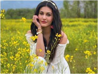 Amyra Dastur on her forthcoming projects! Is excited about her film opposite Prabhudeva