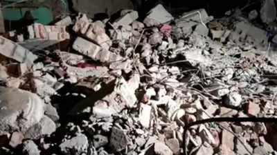 Uttar Pradesh: 8 dead, several injured in cylinder blast in Gonda
