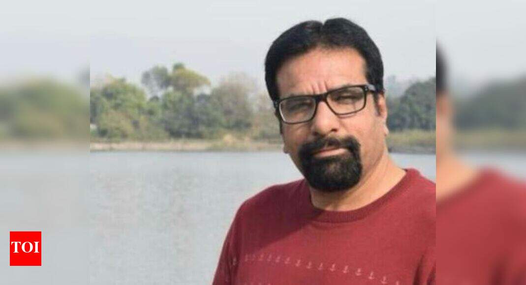 J&K: BJP leader shot dead by terrorists in Pulwama | India News - Times ...