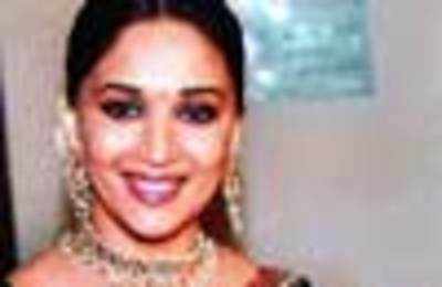 Surprise b'day party for Madhuri?