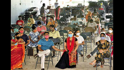Teachers, kin to get vaccine shots from Saturday: Patna DM