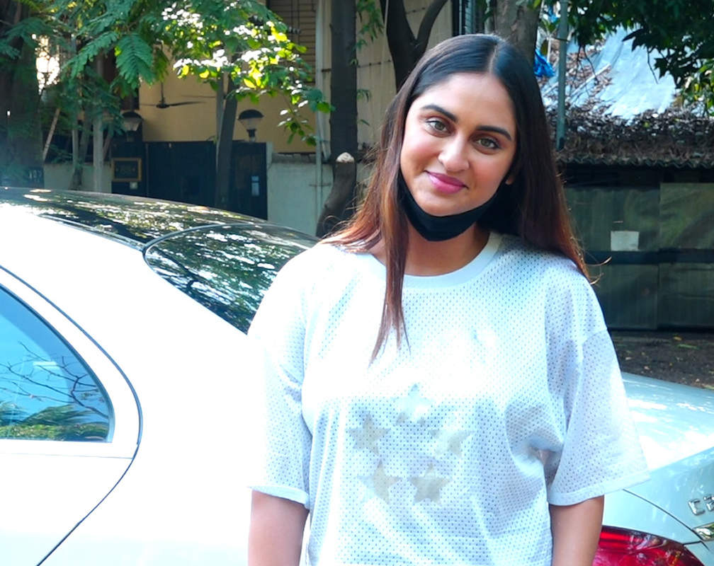 
Krystle D’Souza snapped in the city wearing stylish athleisure
