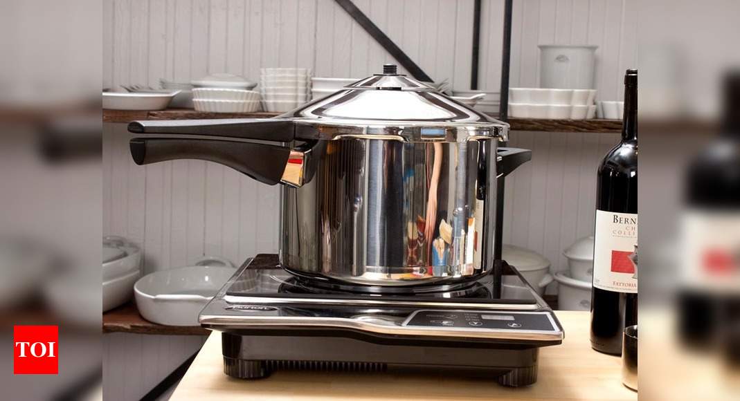 Hobart wildernis Jumping jack Best pressure cooker in India: Stainless Steel Pressure Cookers To Prepare  Food Quickly | - Times of India (August, 2023)