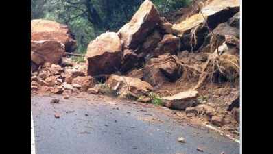 Landslide blocks Gangotri highway in Uttarakhand
