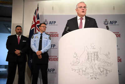 Hundreds arrested globally after joint US-Australian organised crime sting