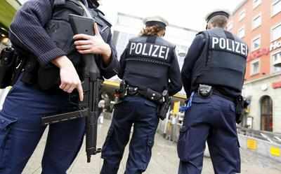 German police raids tied to money laundering, crime gangs