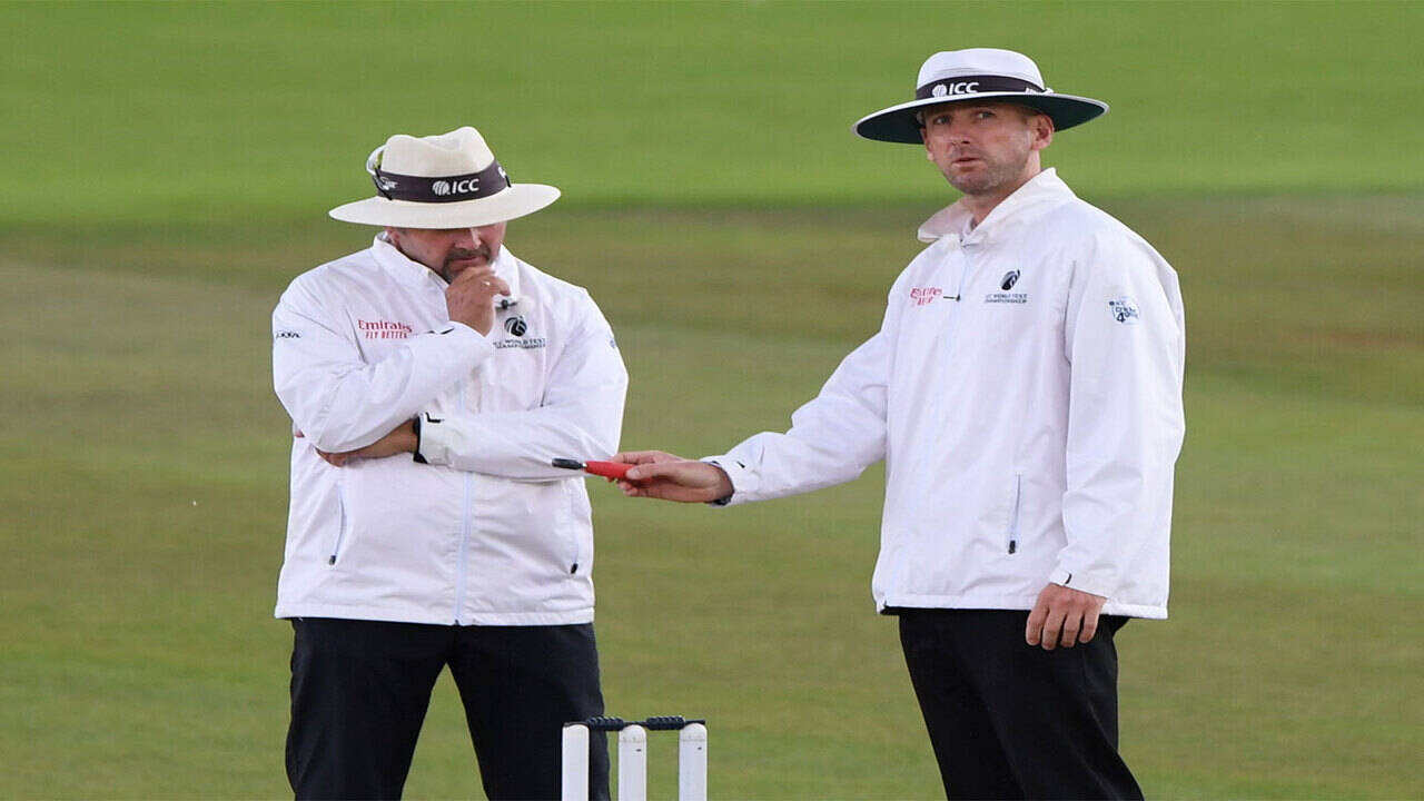 British Cricket Umpires STOCK IMAGE, , UCA_011723C_18, 01ASRY45 , UPPA