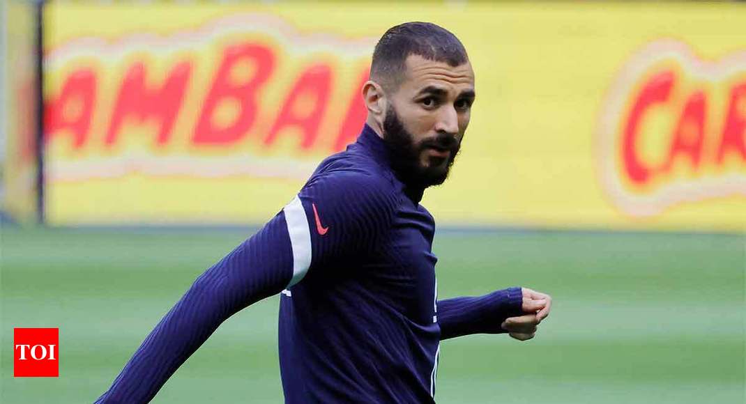 Benzema misses penalty in France return following six-year absence