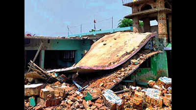 Blast damages madrassa building in Bihar's Banka