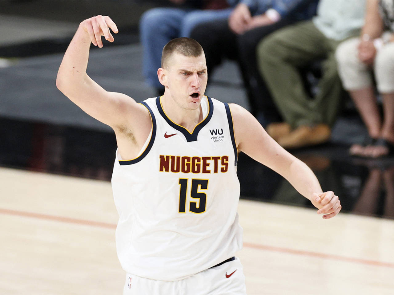 Who were the 40 players drafted before the Nuggets' Nikola Jokic?