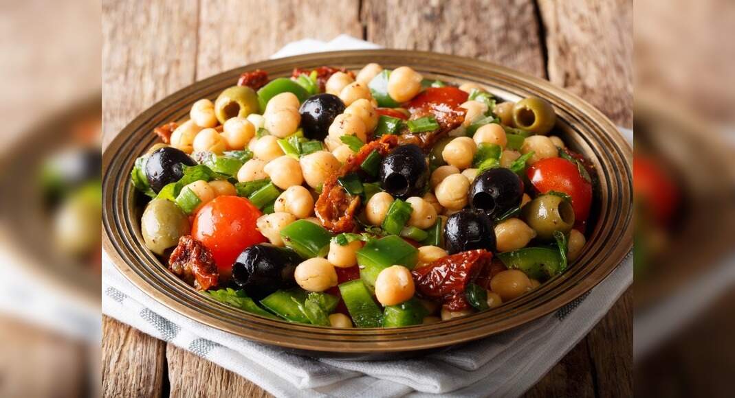 Egyptian Salad Recipe: How to Make Egyptian Salad Recipe at Home | Homemade Egyptian Salad Recipe - 