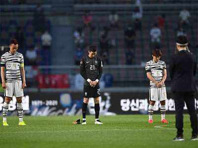 South Korea salute late World Cup hero with five-goal romp