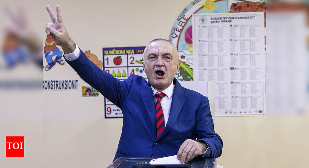 Albanian Parliament dismisses the president for his comments on the vote
