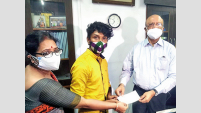 Presidency University Students’ Union donates fest fund to Institute of Child Health in Kolkata.