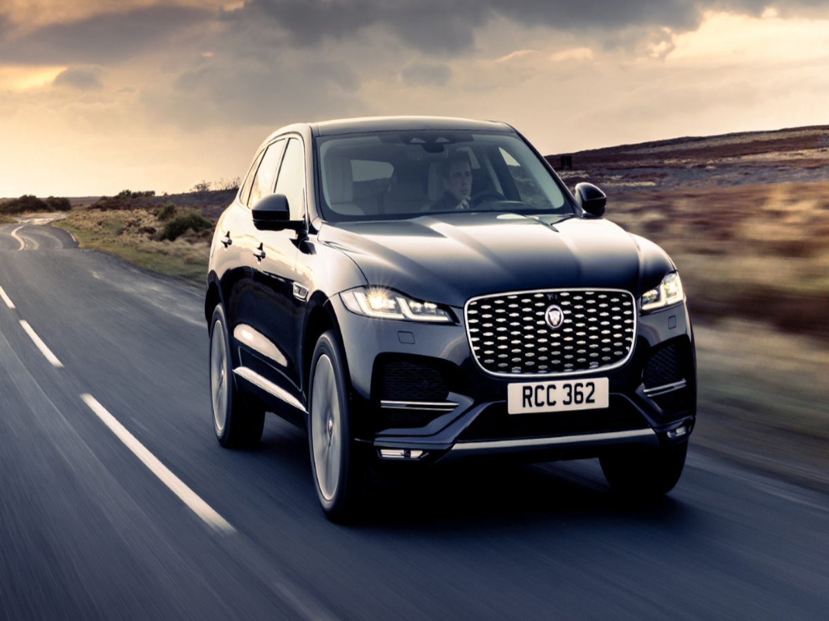 Jaguar F Pace Price In India 21 Jaguar F Pace Launched At Rs 69 99 Lakh Times Of India