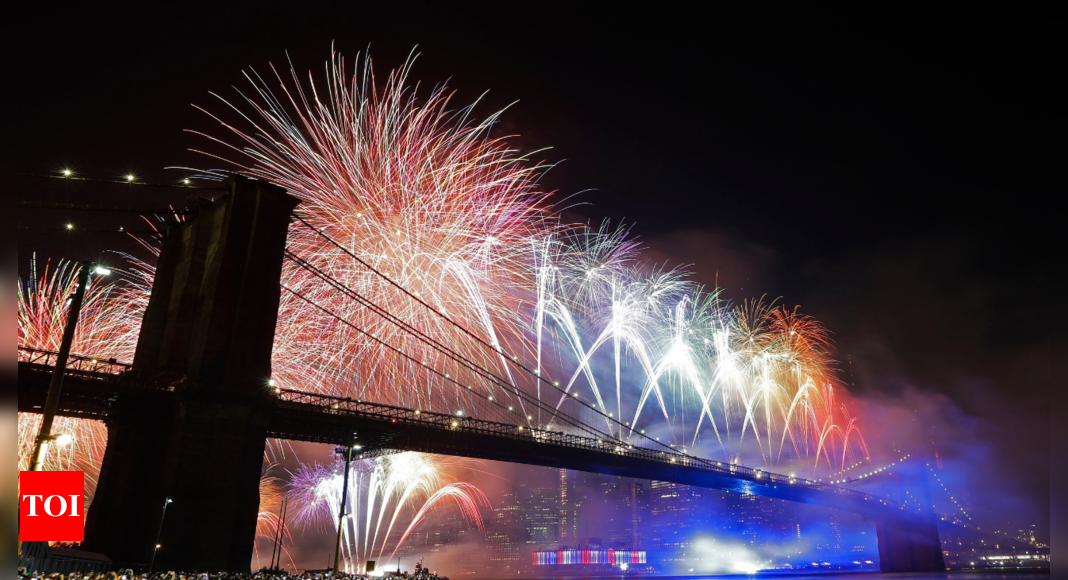 Macy's July Fourth fireworks show will be back this year