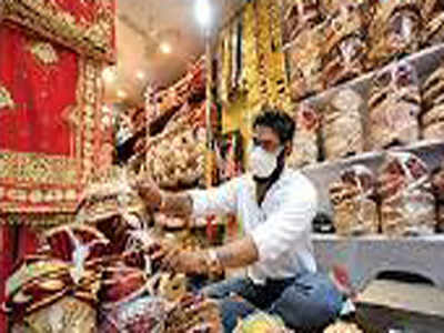 Customers Cautious As Markets In Bhopal Open To Lukewarm Response Bhopal News Times Of India