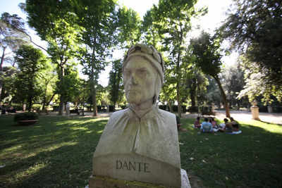 Dante s Divine Comedy to float among the stars Times of India