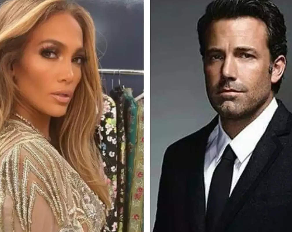 
Jennifer Lopez and Ben Affleck moving in together in Los Angeles: Reports
