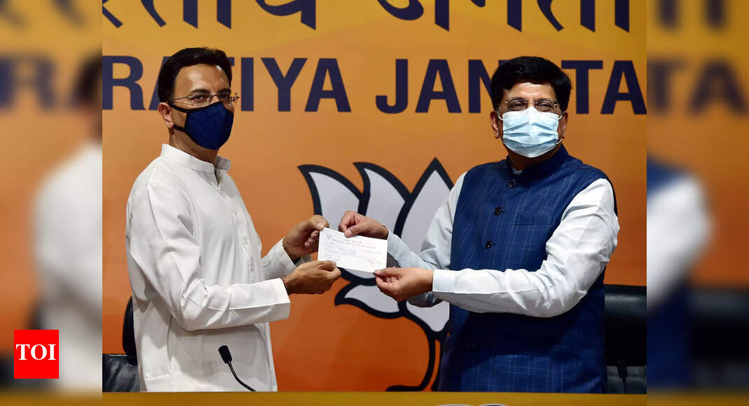 ‘Hilarious’: Shiv Sena mocks BJP over induction of Jitin Prasada