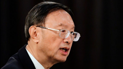 Top Chinese diplomat dismisses Wuhan coronavirus theories as 'absurd story'
