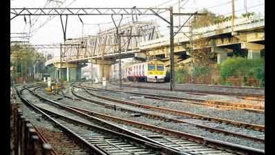 Kalyan-Kasara rail services hit