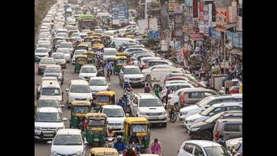 Delhi: Speed limit for all cabs, major roads increased