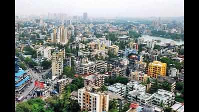 Maharashtra: Two identical cases of delayed homes, 2 different verdicts!