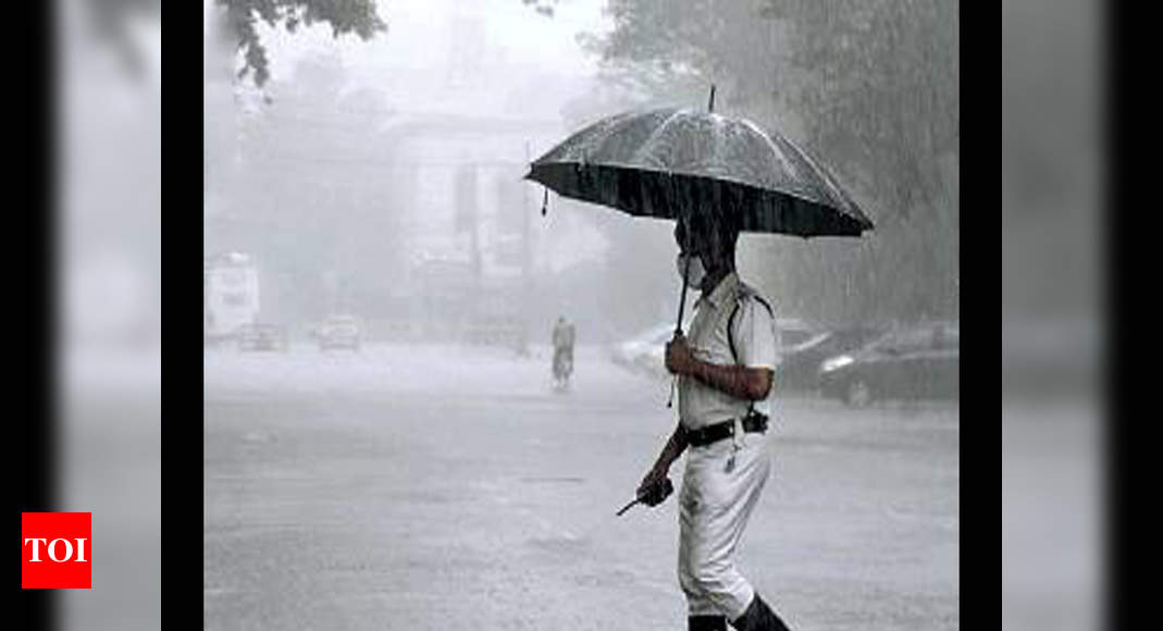 Monsoon sets in over Kolkata