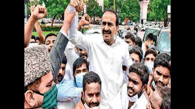 Eatala Rajender quits assembly, Telangana set for another bypoll bout