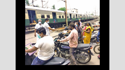 Awareness drives to help curb accidents at rly level crossings