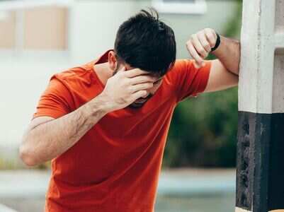 Are fainting and dizziness a vaccine side-effect?