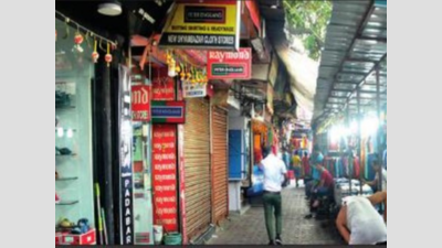 Extra hour to firm up supply line, say stall owners at Kolkata markets