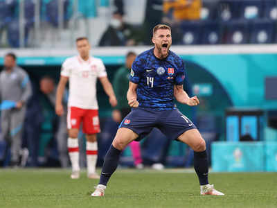 Milan Skriniar shines as Slovakia sink 10-man Poland in Euro