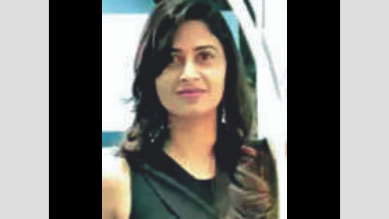 Lakshadweep filmmaker Aisha Sultana seeks pre-arrest bail in sedition case  | Kochi News - Times of India