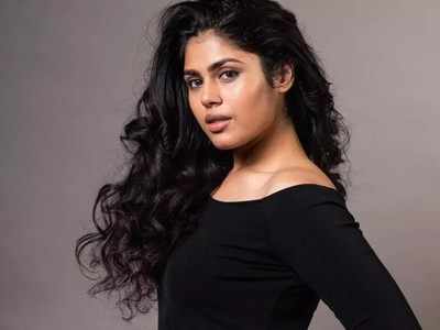 Faria Abdullah to be roped in as female lead for Vishnu Manchu's D&D?