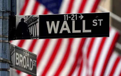 Wall Street ends down as data spooks investors awaiting Federal report
