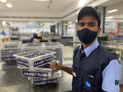 Ahmedabad: Housekeeping staffer returns $750 to flier